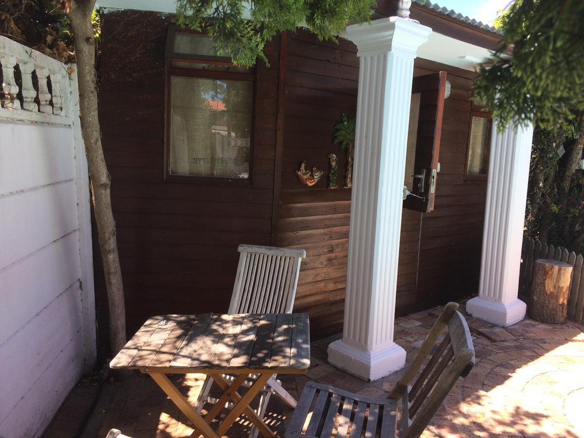 Bed and Breakfast Leo's Den Fish Hoek Exterior foto