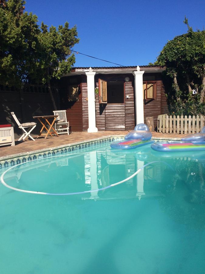 Bed and Breakfast Leo's Den Fish Hoek Exterior foto