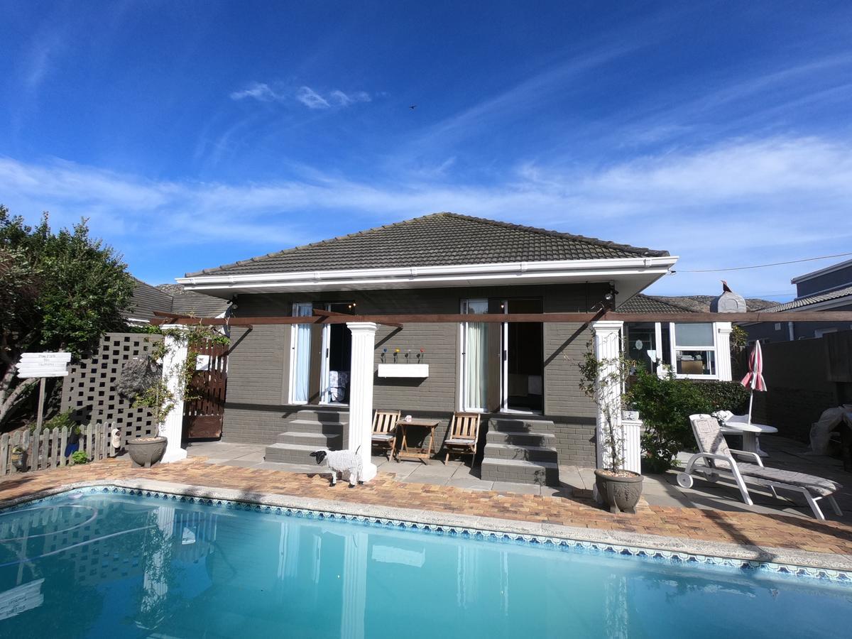 Bed and Breakfast Leo's Den Fish Hoek Exterior foto